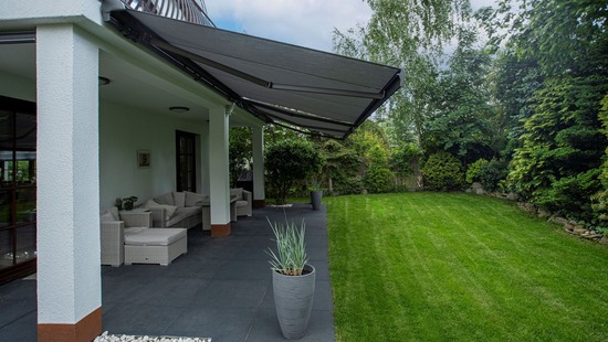 
										Tende da sole retrattili
																						